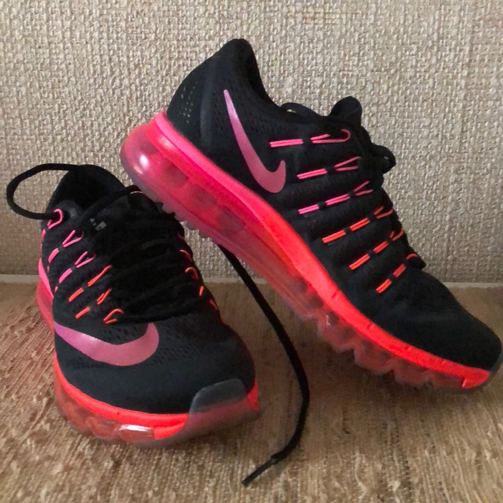 Nike AirMax sneakers